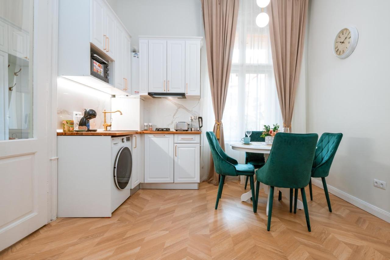 Apartament De Lux Central, P-Ta Matei Corvin Cluj-Napoca Exteriör bild
